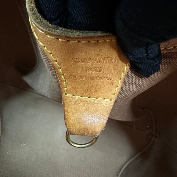 Authentic Louis Vuitton Monogram Ellipse PM Hand Bag - Picture 12 of 14